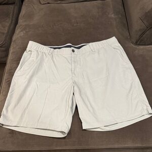 Under Armour Men's Light Tan Flat Front Shorts